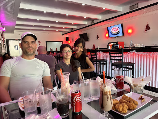 Farandula Pizza & Restaurant